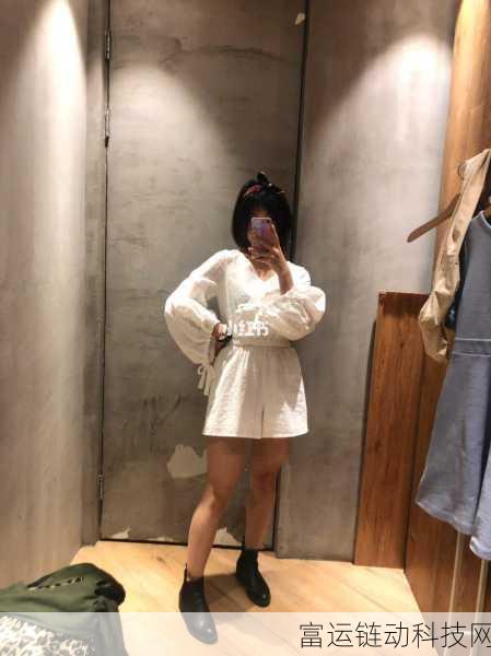51吃瓜网试衣间:1. 51吃瓜网试衣间:探索时尚与个性的完美结合