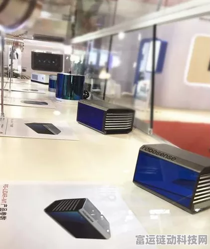 手游黑科技揭秘，激光雷达革新，固体与半固态技术引领未来游戏体验