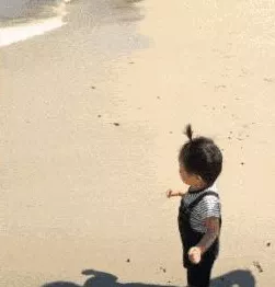 地铁跑酷国际服无限自由还是海浪板