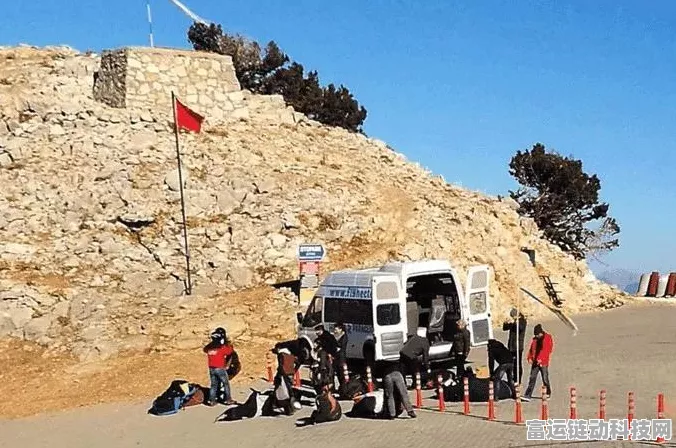 手游界震撼！某款豪华手游预约量破1900万，刷新高端市场预约纪录