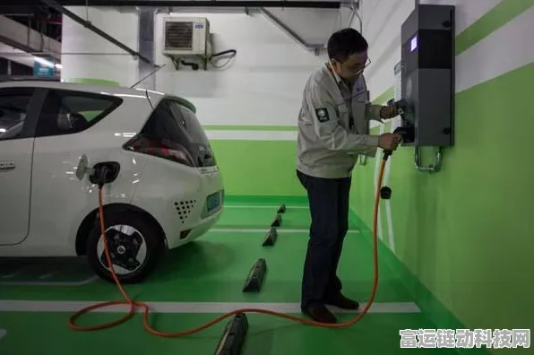 手游市场新风向，2025年投资策略揭秘，光伏跨界手游潜力股曝光！