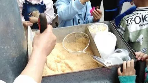 球球大作战，揭秘宇宙能量块高效获取策略，助你称霸战场