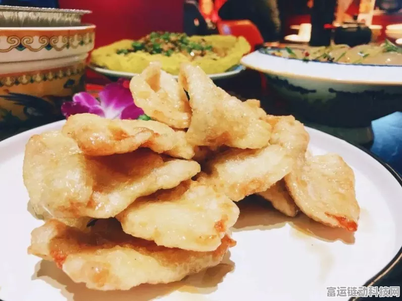 特斯拉机器人惊艳亮相，未来感新品发布会，AI服务员引领科技新风尚