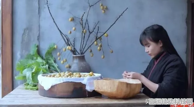 手游资讯新焦点，李子柒携非遗漆器短视频回归，手游界掀起文化融合风潮