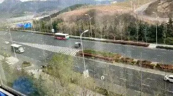 QQ飞车手游，漂移技巧大揭秘，如何避免逆行并精准漂移？