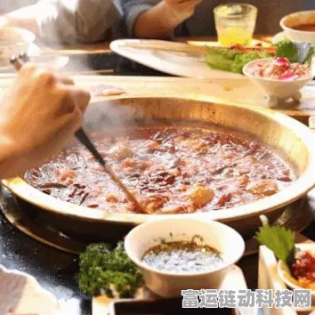 手游界新动向，海底捞95后高管跨界加盟，霸王茶姬CEO掌舵手游董事席位