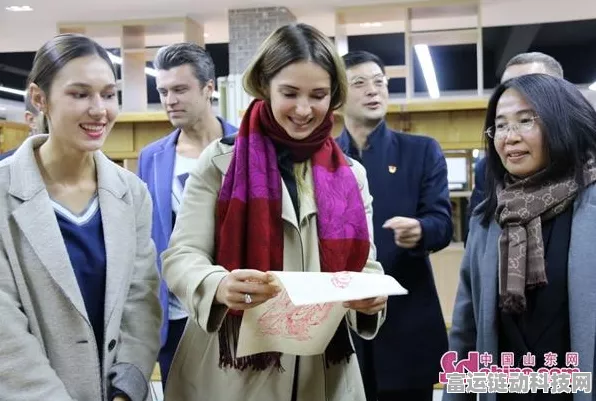和平精英精英令全攻略，解锁赛事新篇章，掌握手游最新动态