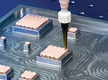 手游硬件新突破，芯片制造中热粘合与溶剂粘合技术大比拼
