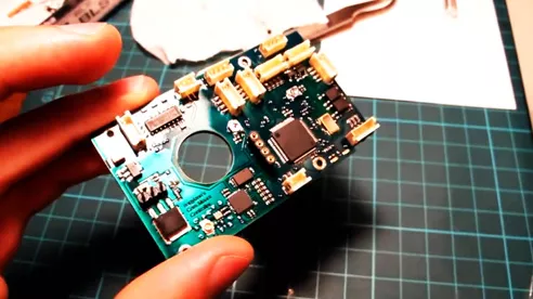 手游硬件揭秘，PCB电路板焊接工艺大赛背后的关键技术